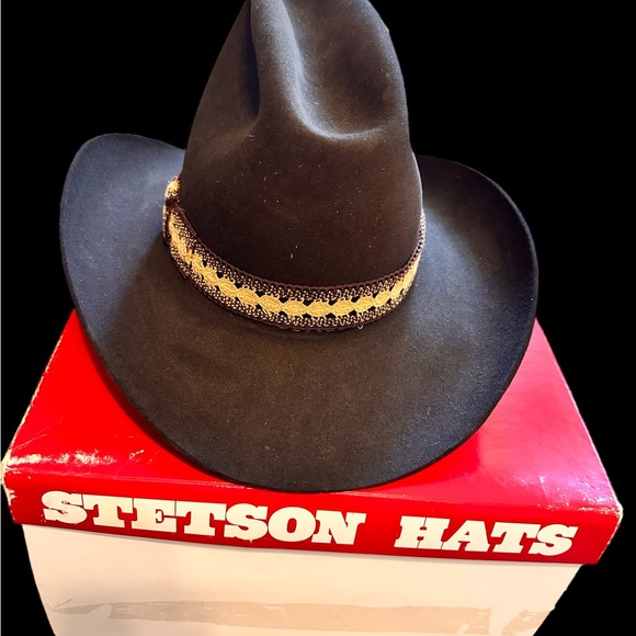 Stetson Accessories - SOLD 4X Beaver Stetson Lariat Felt Cowboy Hat perfect condition, still in box